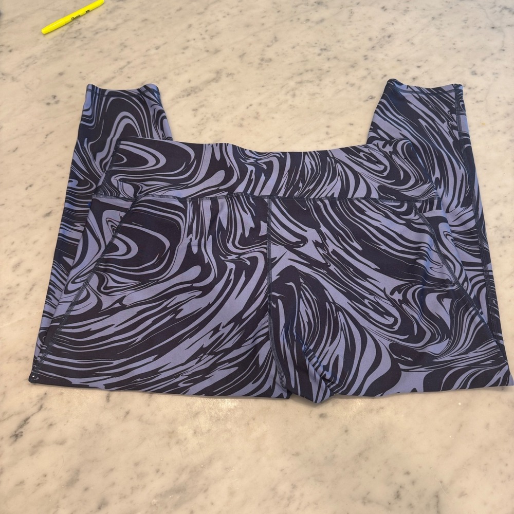 Under Armour Women 3X Compression Leggings Blue Black Swirl Marble Print Pockets - Picture 4 of 5